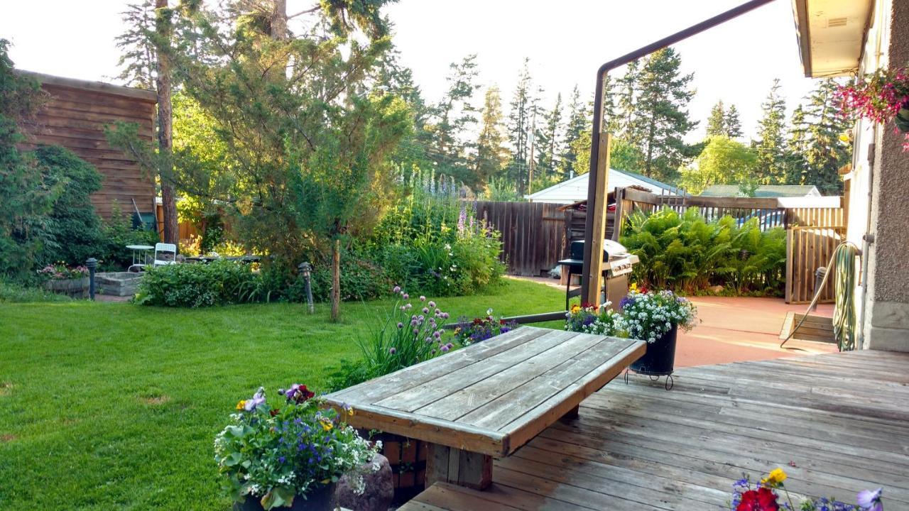 U Of A Homestay, Trails & Whyte Ave Edmonton Dış mekan fotoğraf